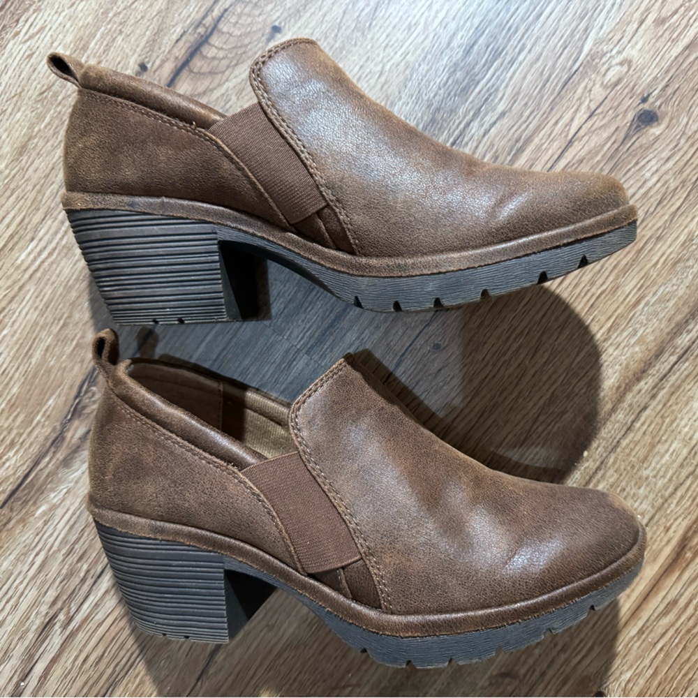 Brown Eurosoft Faux Leather Slip-On Booties size 8.5